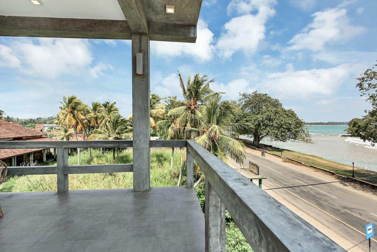 Ceylon Sliders Hotel Weligama Bagian luar foto